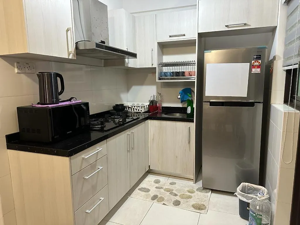 Apartment Kyra The Heights Residence Condo Ayer Keroh Melaka Wifi, Netflix & Pool