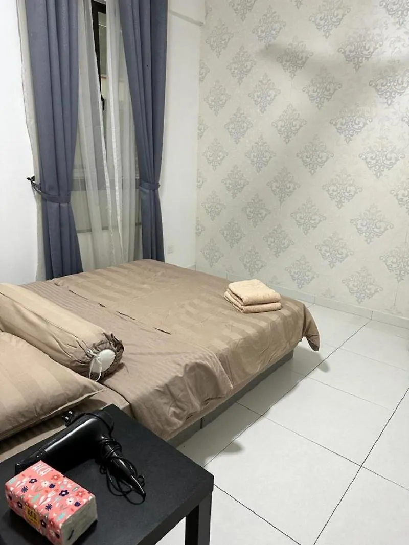 Apartment Kyra The Heights Residence Condo Ayer Keroh Melaka Wifi, Netflix & Pool