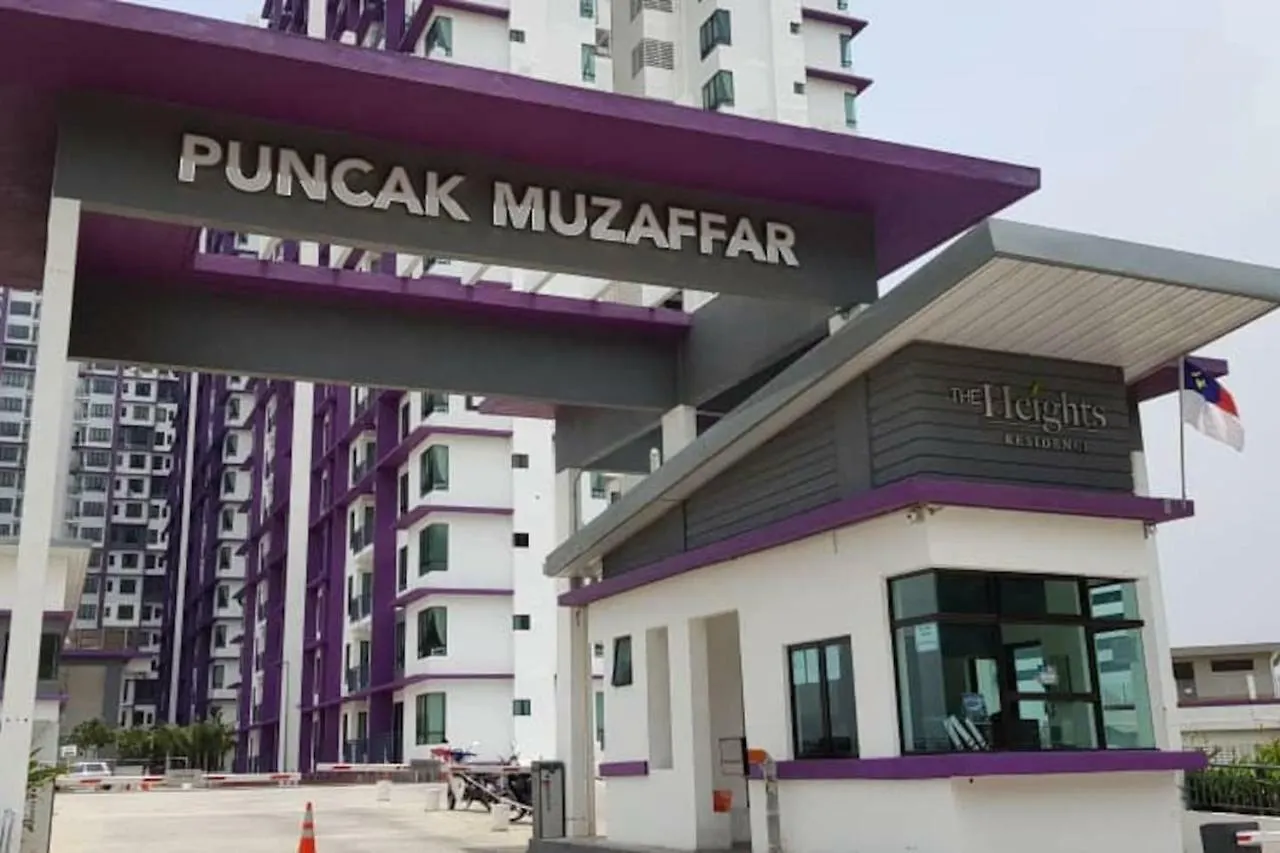 Kyra The Heights Residence Condo Ayer Keroh Melaka Wifi, Netflix & Pool Malaysia