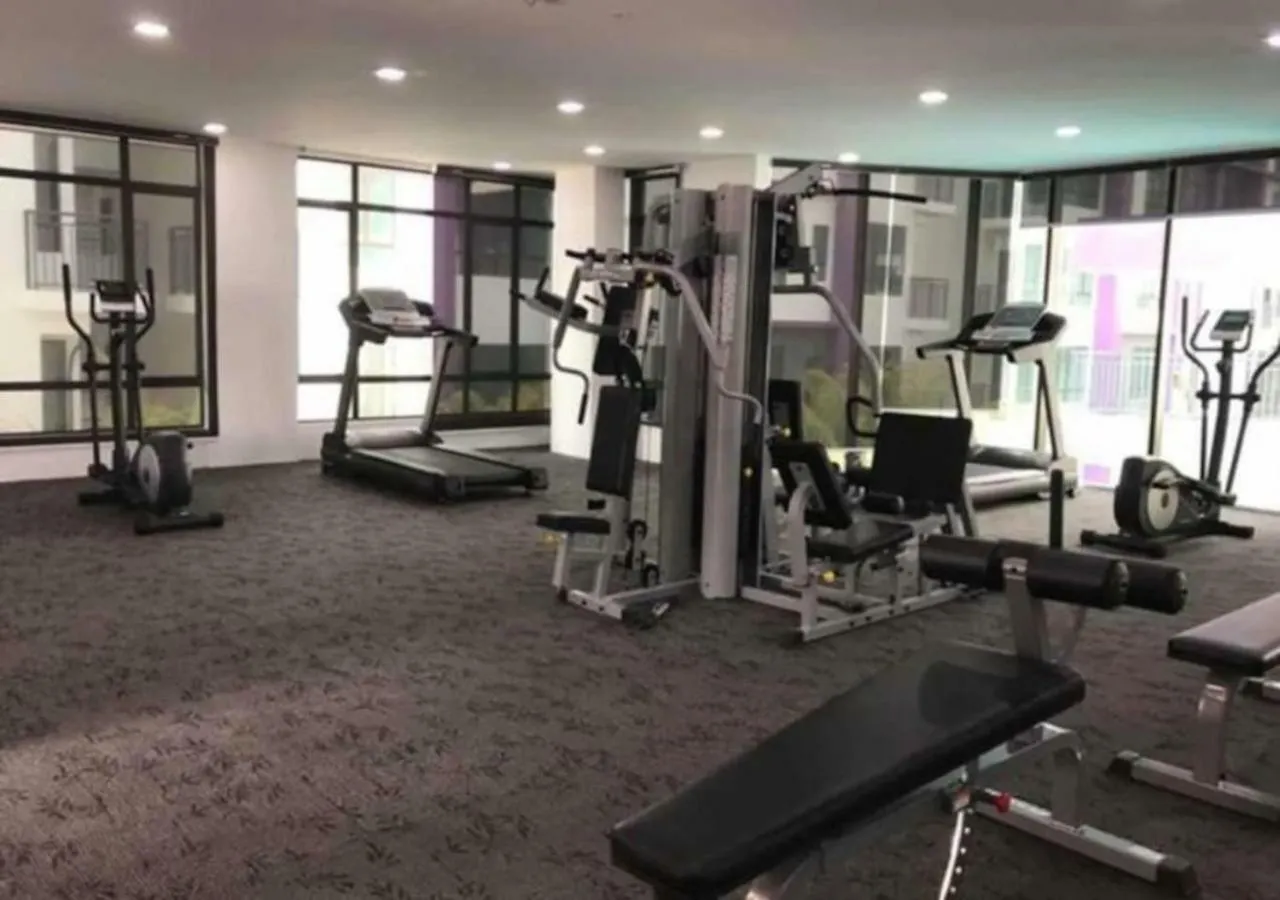 Kyra The Heights Residence Condo Ayer Keroh Melaka Wifi, Netflix & Pool 0*,