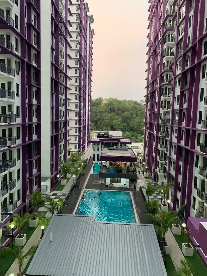 Apartment Kyra The Heights Residence Condo Ayer Keroh Melaka Wifi, Netflix & Pool